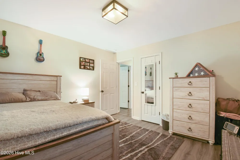 305 White Oak Street Jacksonville, NC 28540