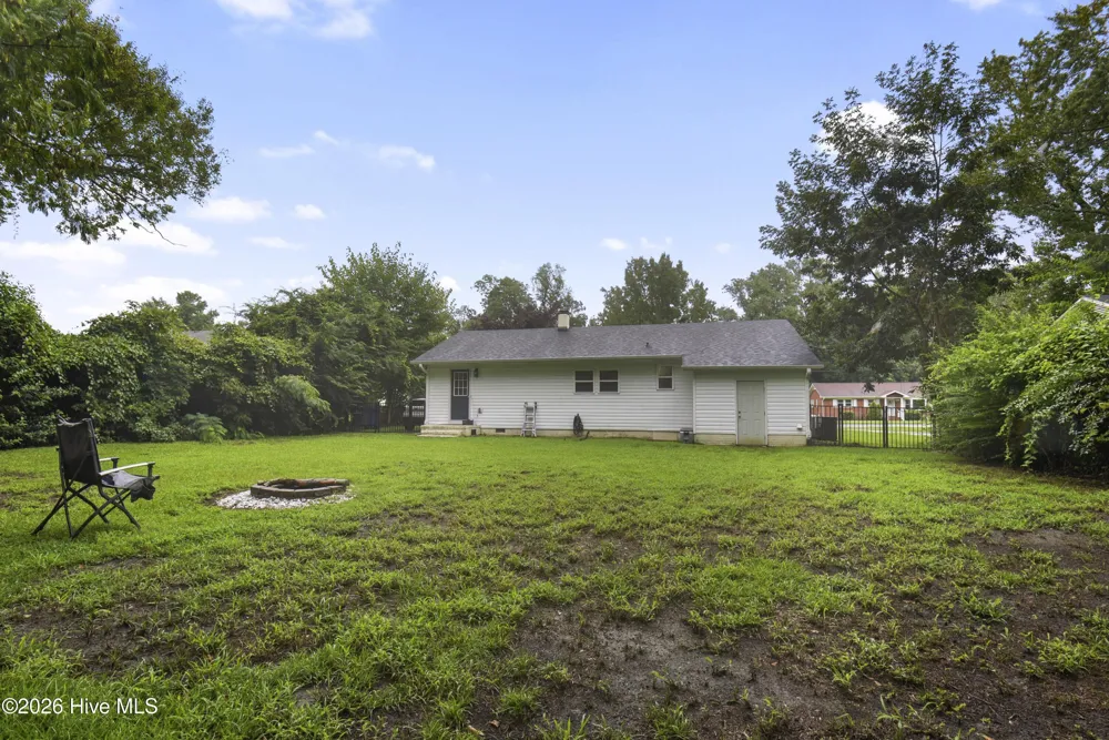 305 White Oak Street Jacksonville, NC 28540