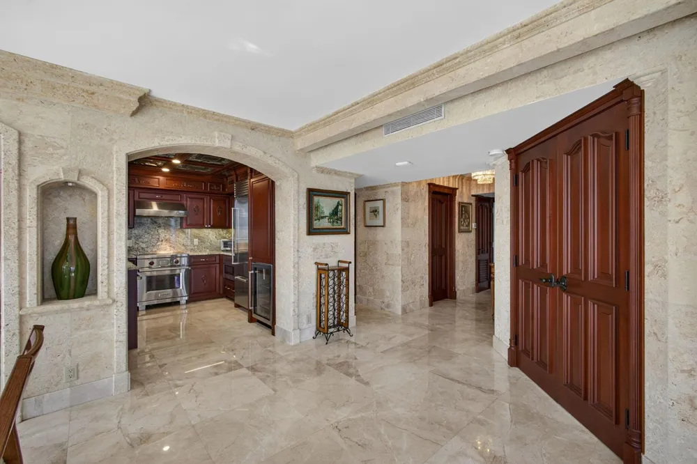 3400 Ocean Drive #ph West Palm Beach, FL 33404