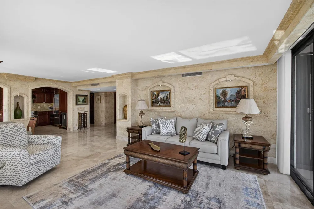 3400 Ocean Drive #ph West Palm Beach, FL 33404