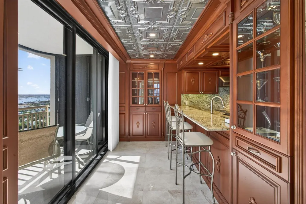 3400 Ocean Drive #ph West Palm Beach, FL 33404