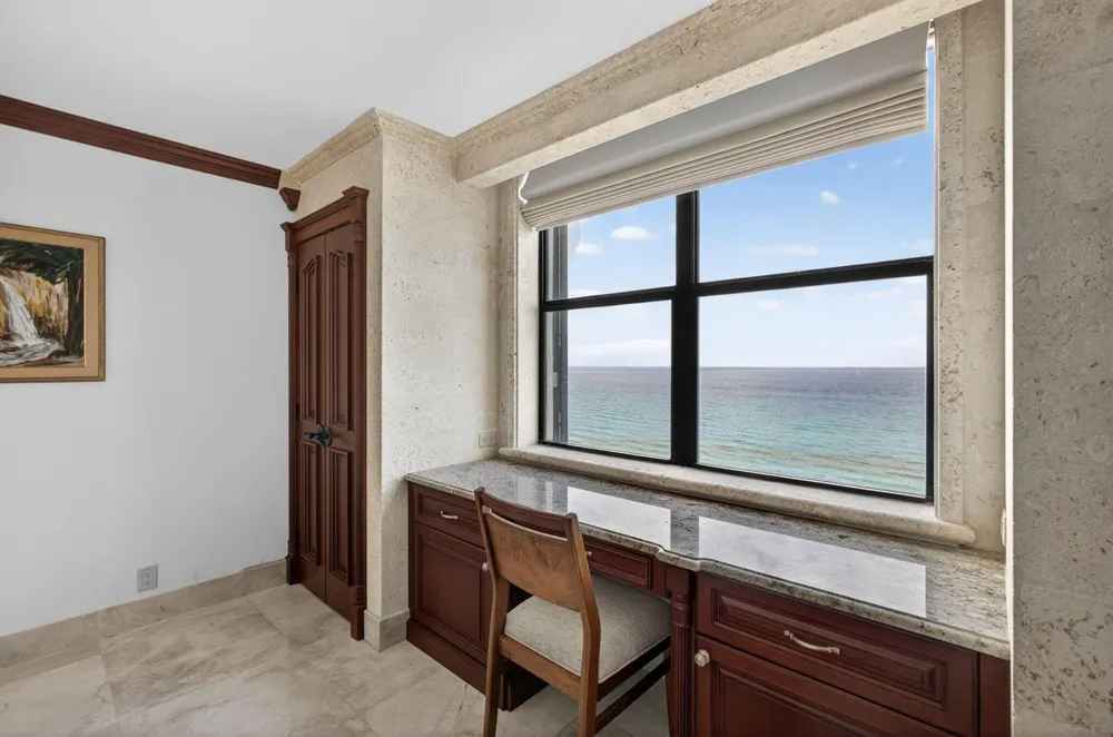 3400 Ocean Drive #ph West Palm Beach, FL 33404