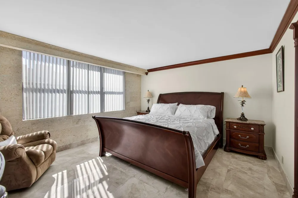 3400 Ocean Drive #ph West Palm Beach, FL 33404