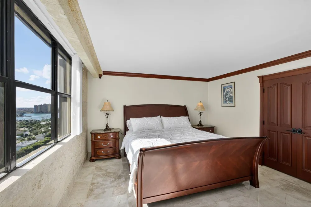 3400 Ocean Drive #ph West Palm Beach, FL 33404