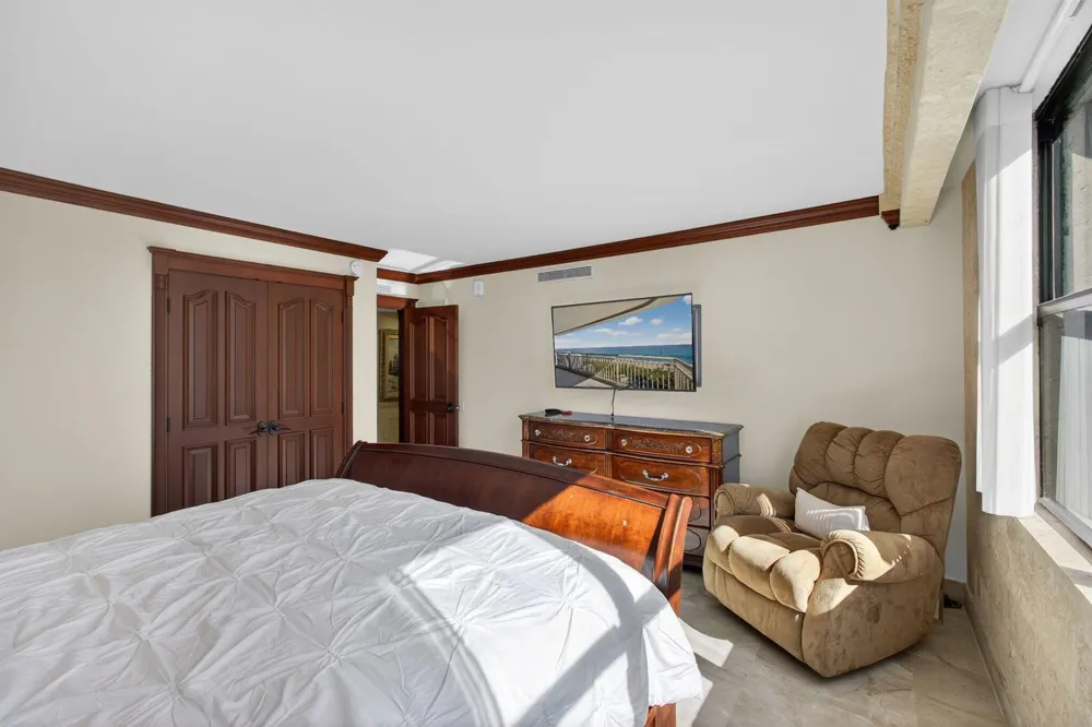 3400 Ocean Drive #ph West Palm Beach, FL 33404