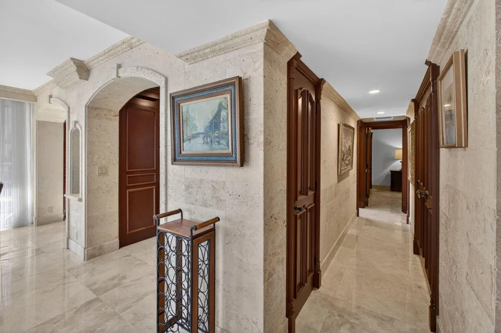 3400 Ocean Drive #ph West Palm Beach, FL 33404