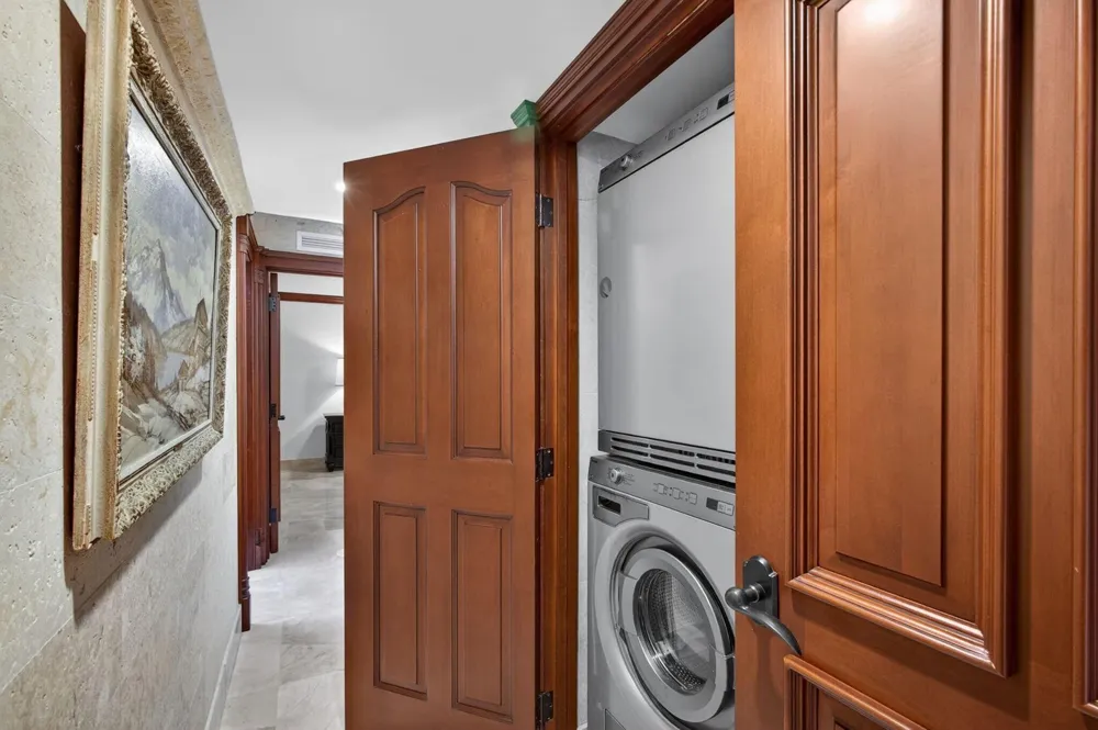 3400 Ocean Drive #ph West Palm Beach, FL 33404