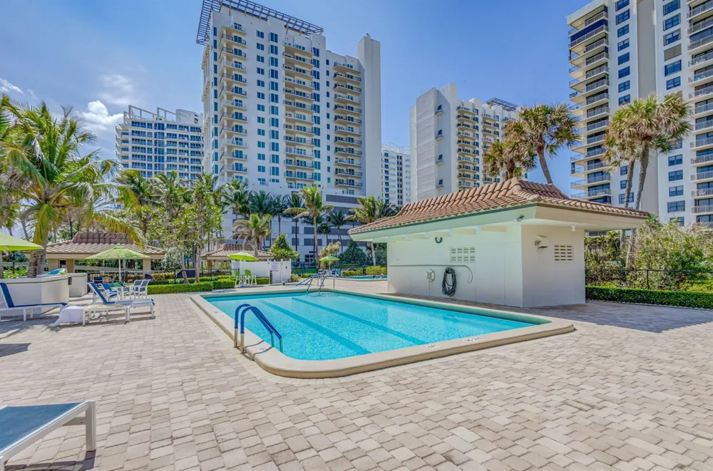 3400 Ocean Drive #ph West Palm Beach, FL 33404