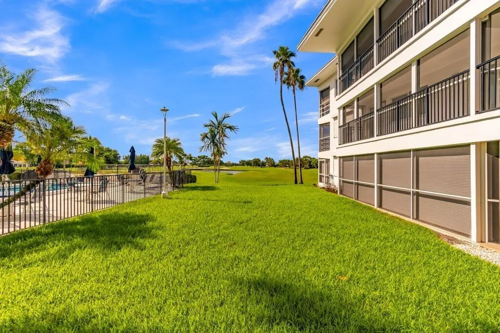 4848 NE 23RD AVENUE #8A Fort Lauderdale, FL 33308