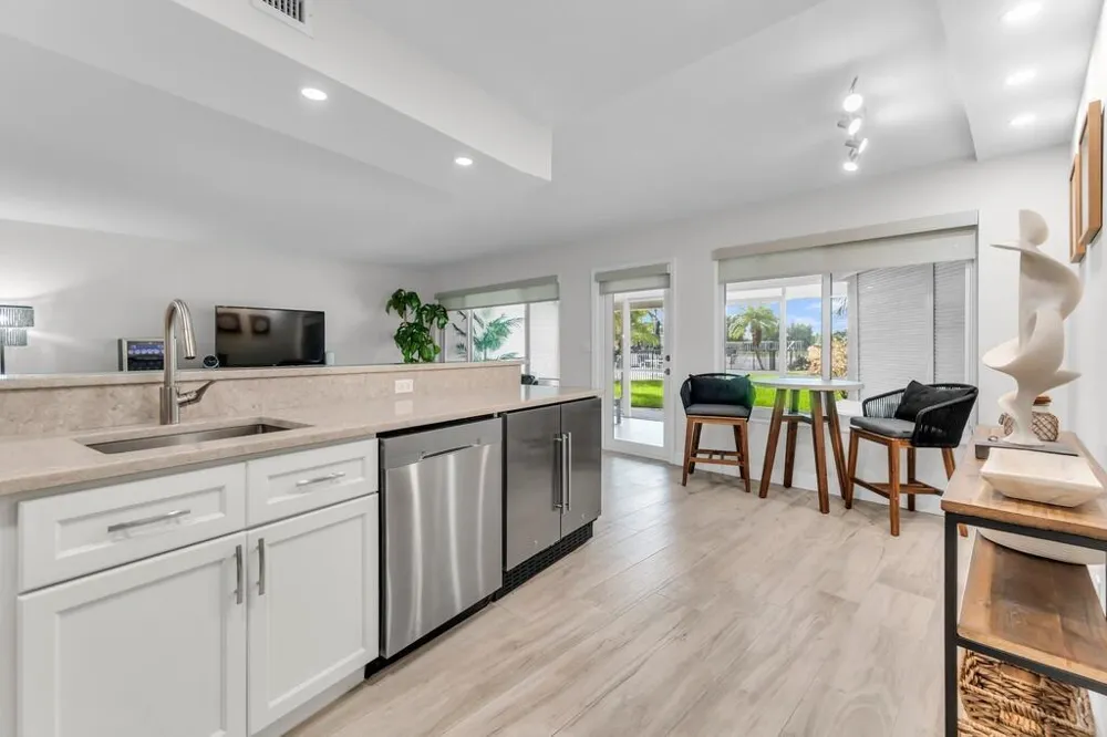 4848 NE 23RD AVENUE #8A Fort Lauderdale, FL 33308
