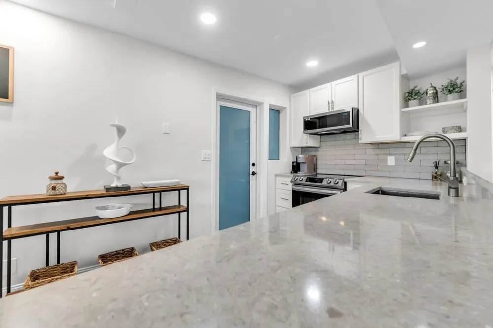 4848 NE 23RD AVENUE #8A Fort Lauderdale, FL 33308