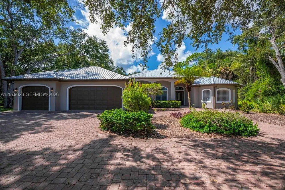 4033 Oak Haven Dr. La Belle, FL 33935
