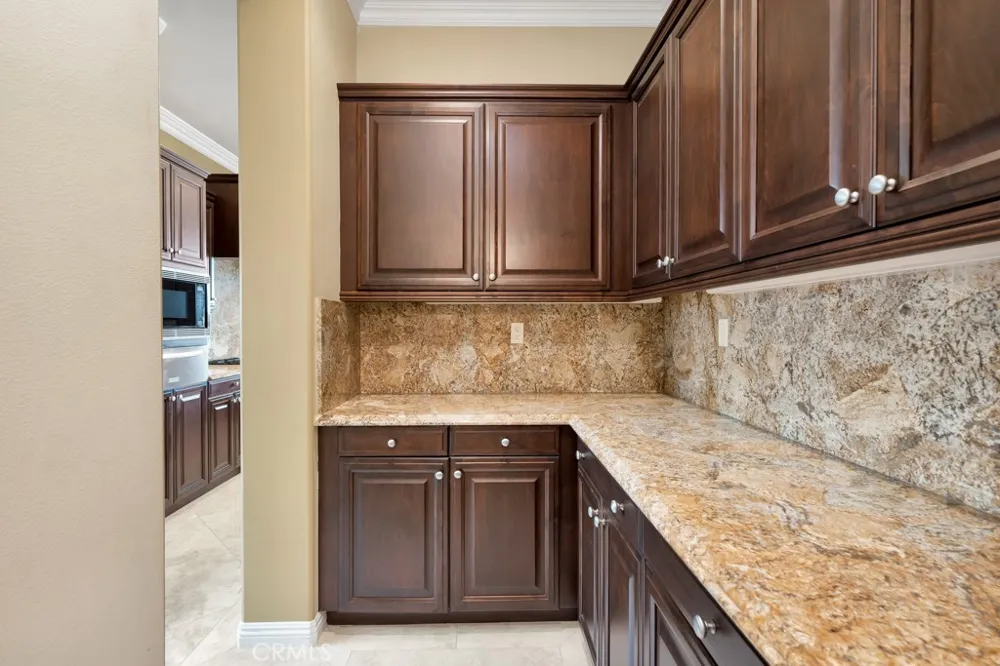 12436 Longacre Avenue Granada Hills, CA 91344