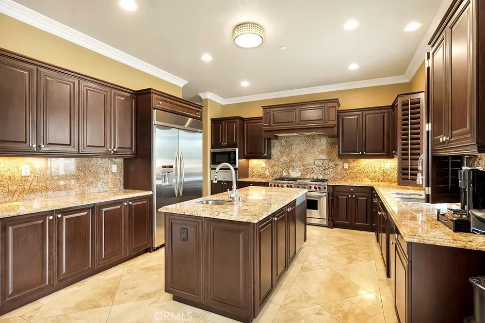 12436 Longacre Avenue Granada Hills, CA 91344
