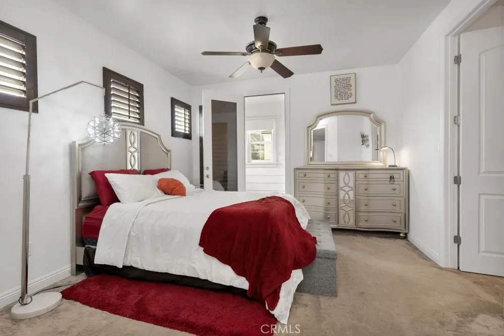 12436 Longacre Avenue Granada Hills, CA 91344
