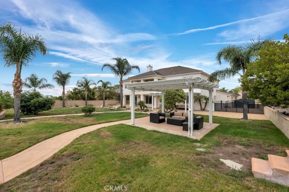 12436 Longacre Avenue Granada Hills, CA 91344