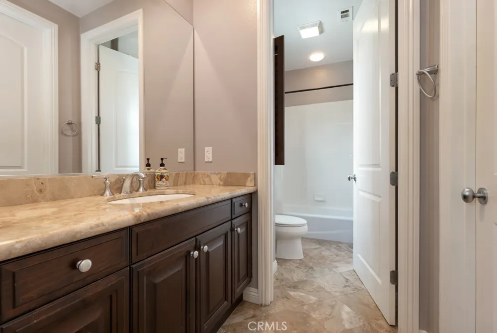 12436 Longacre Avenue Granada Hills, CA 91344