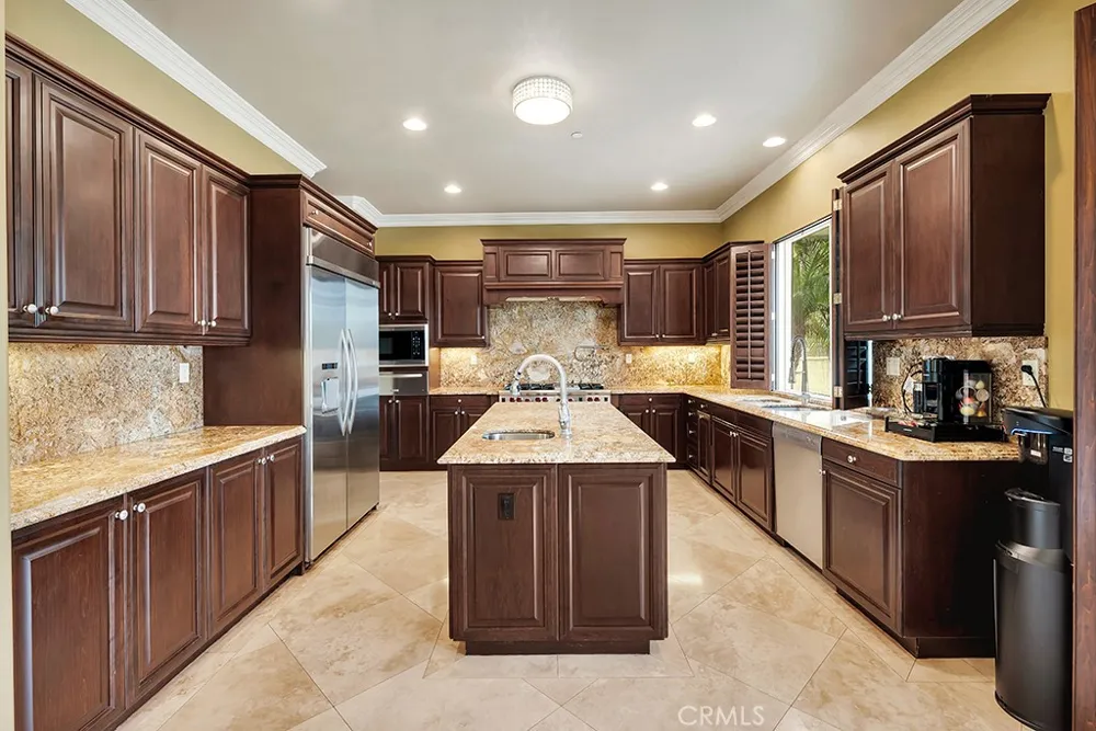 12436 Longacre Avenue Granada Hills, CA 91344