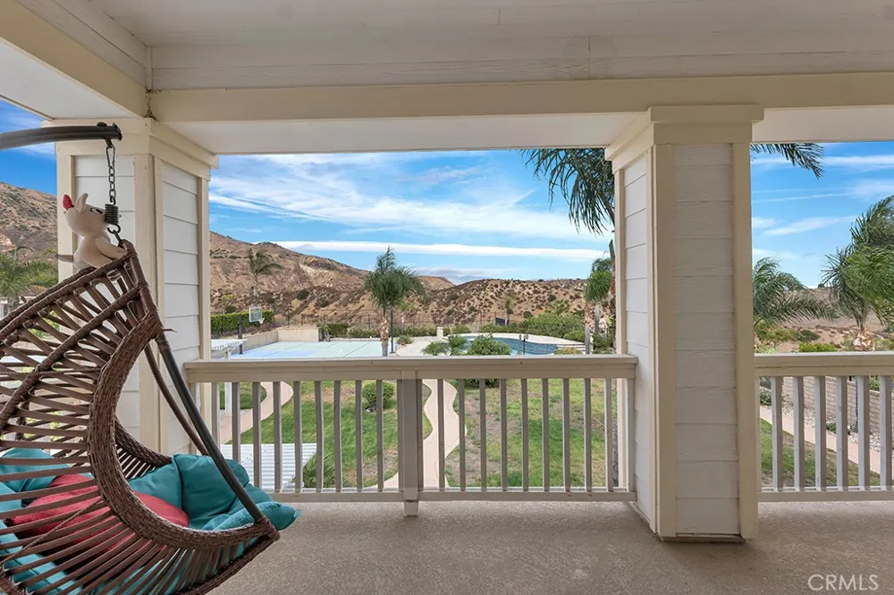 12436 Longacre Avenue Granada Hills, CA 91344