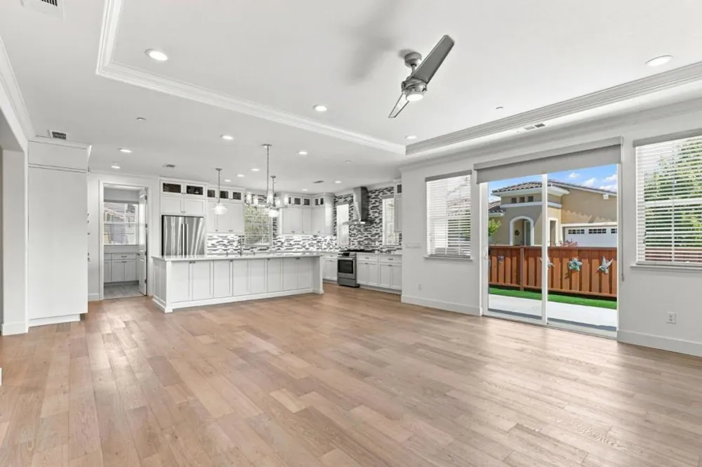 1181 Mcclellan Street Hollister, CA 95023