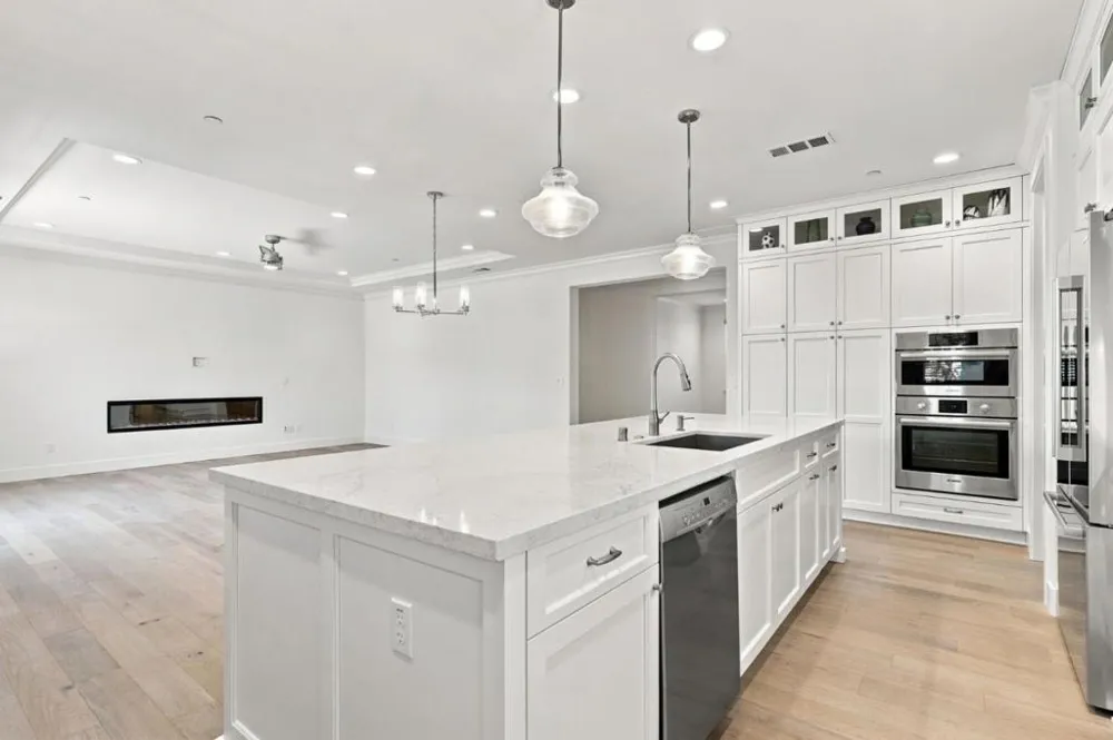 1181 Mcclellan Street Hollister, CA 95023