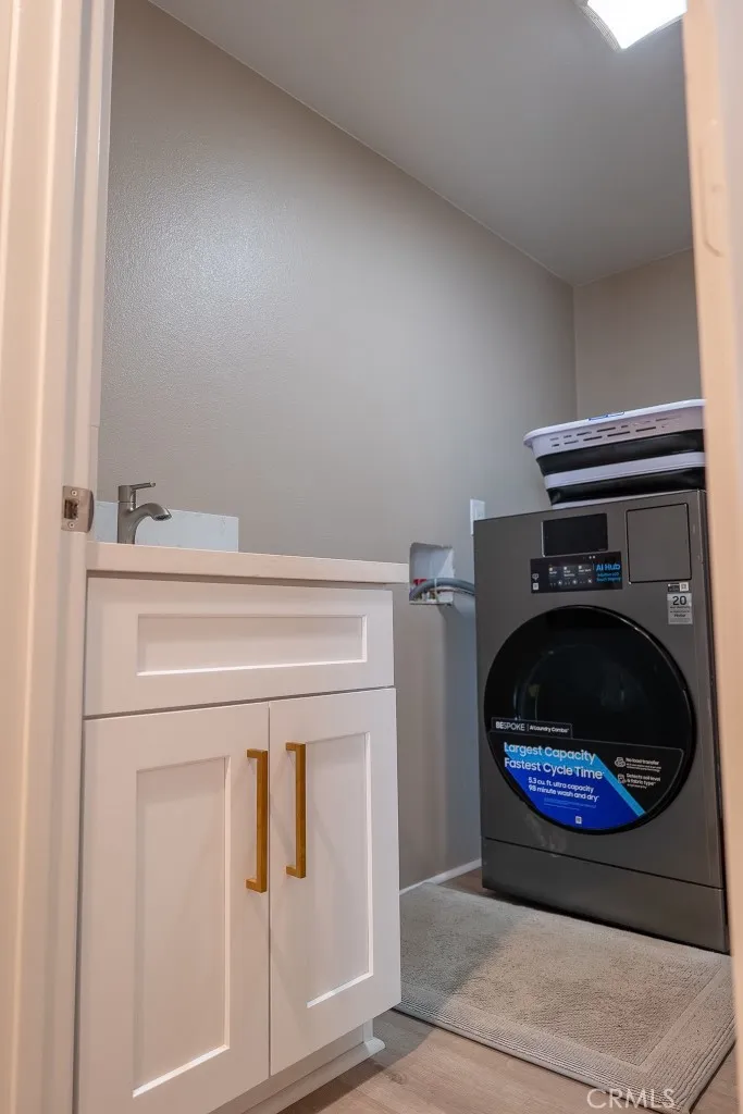 22793 Betty Perris, CA 92570