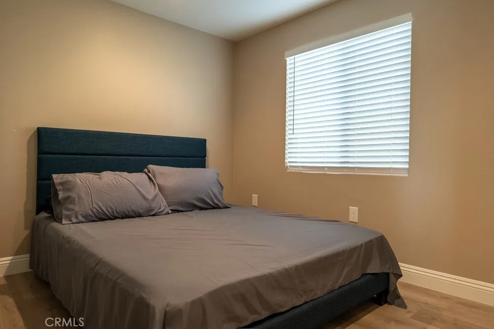 22793 Betty Perris, CA 92570