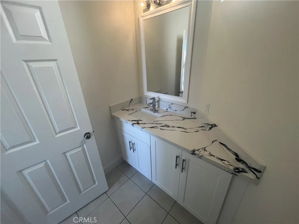 7911 E Horizon View Anaheim, CA 92808