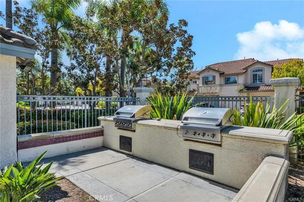 7911 E Horizon View Anaheim, CA 92808