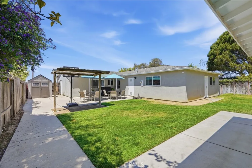 3898 Crestmont Santa Maria, CA 93455