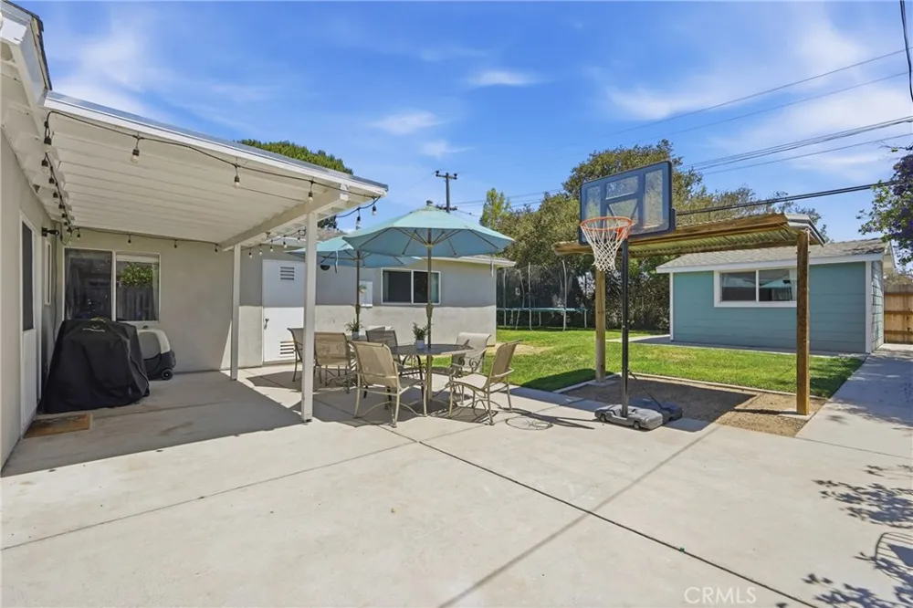 3898 Crestmont Santa Maria, CA 93455