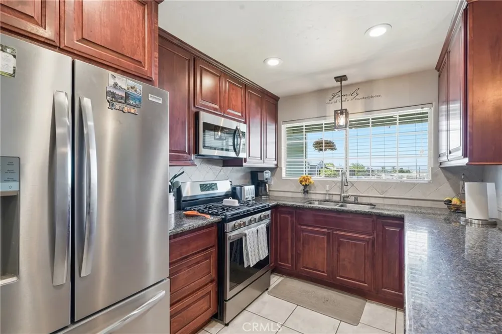 3898 Crestmont Santa Maria, CA 93455