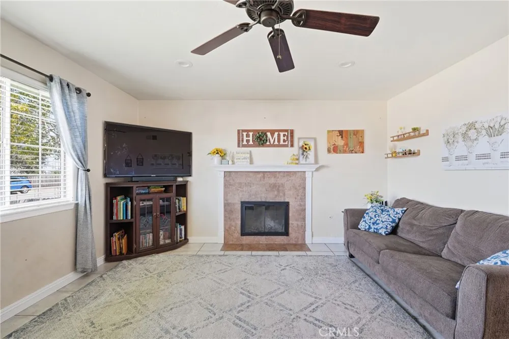 3898 Crestmont Santa Maria, CA 93455