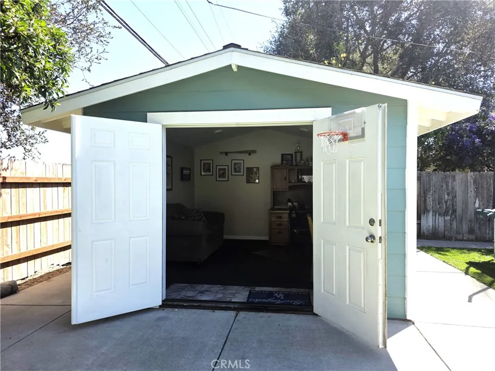 3898 Crestmont Santa Maria, CA 93455