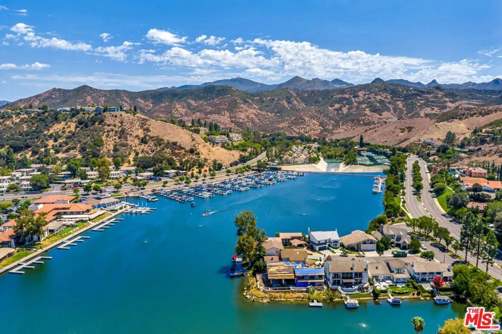 32211 Shoreview Drive Westlake Village, CA 91361