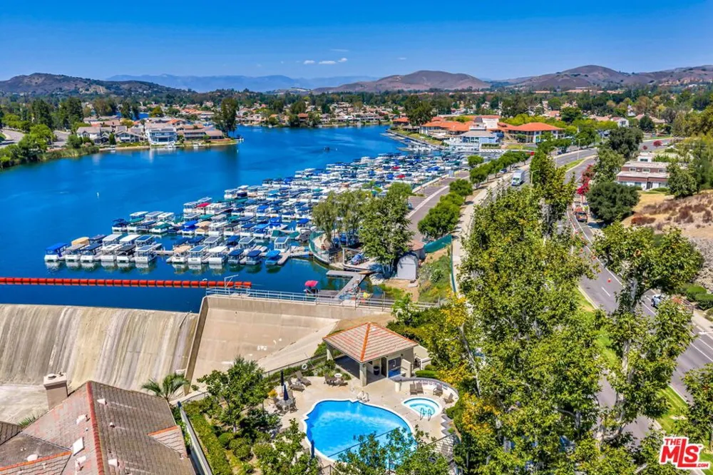 32211 Shoreview Drive Westlake Village, CA 91361