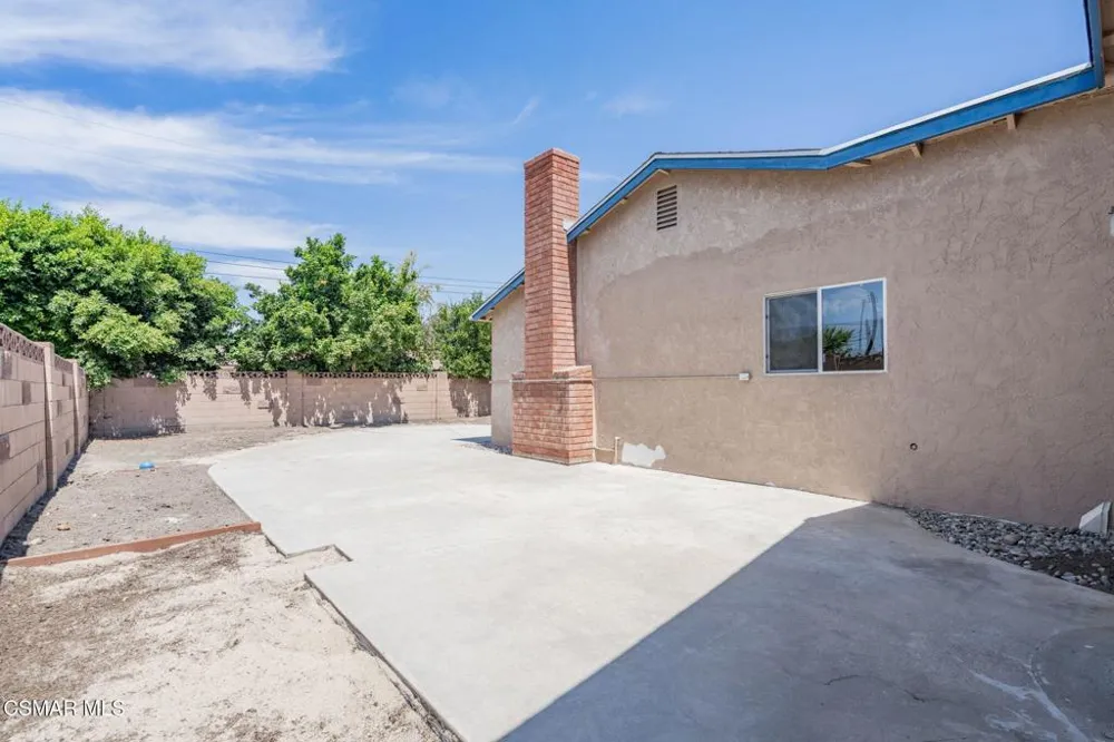 1421 Lowery Street Simi Valley, CA 93065
