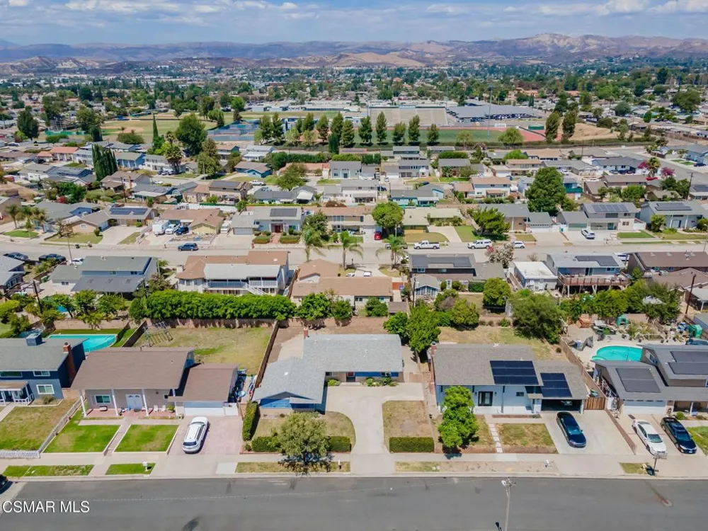 1421 Lowery Street Simi Valley, CA 93065