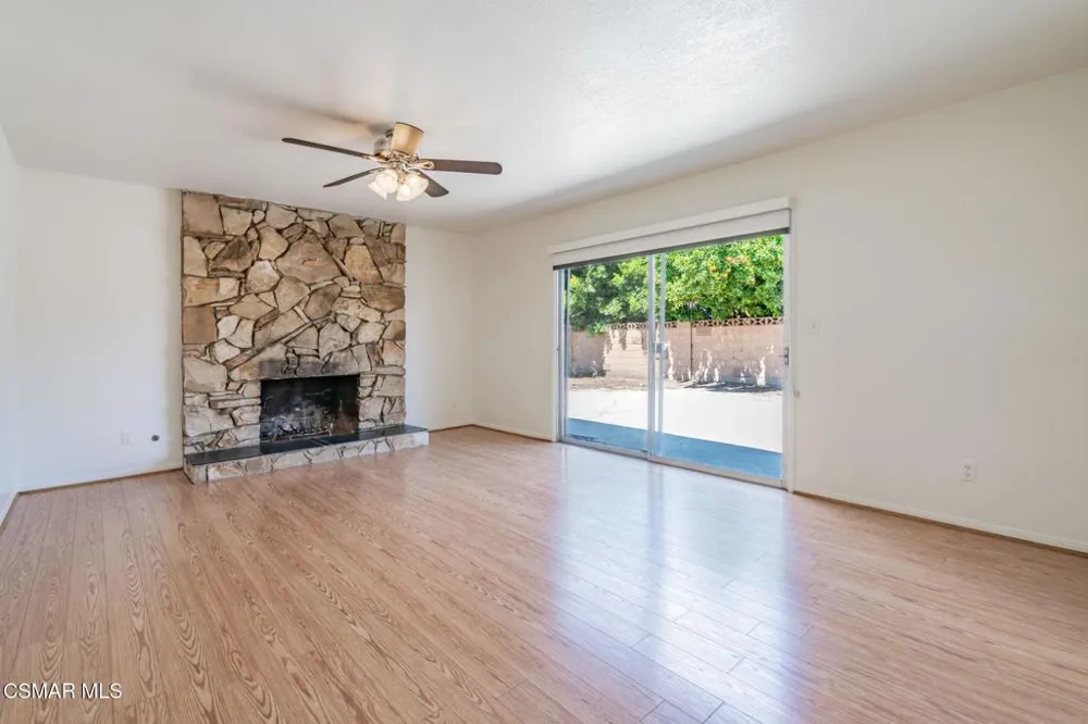 1421 Lowery Street Simi Valley, CA 93065