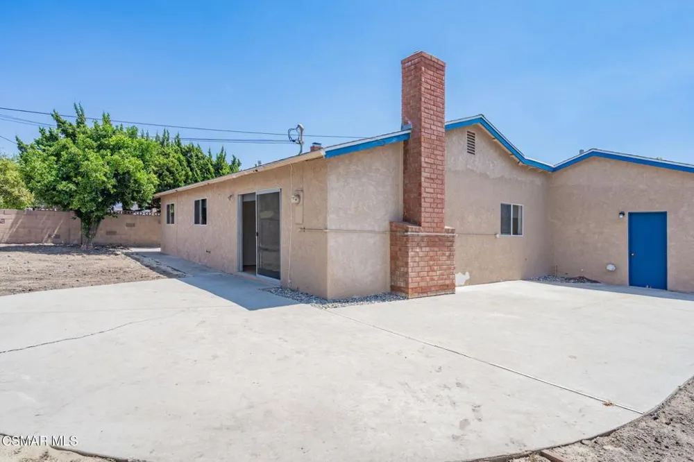 1421 Lowery Street Simi Valley, CA 93065
