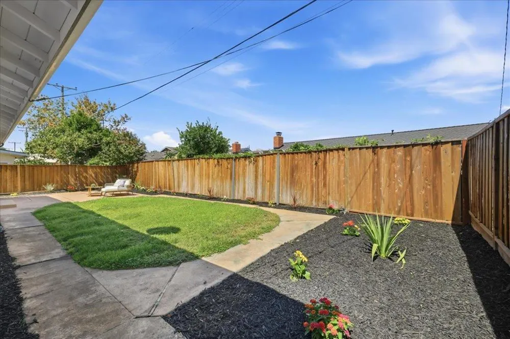 2123 Pruneridge Avenue Santa Clara, CA 95050