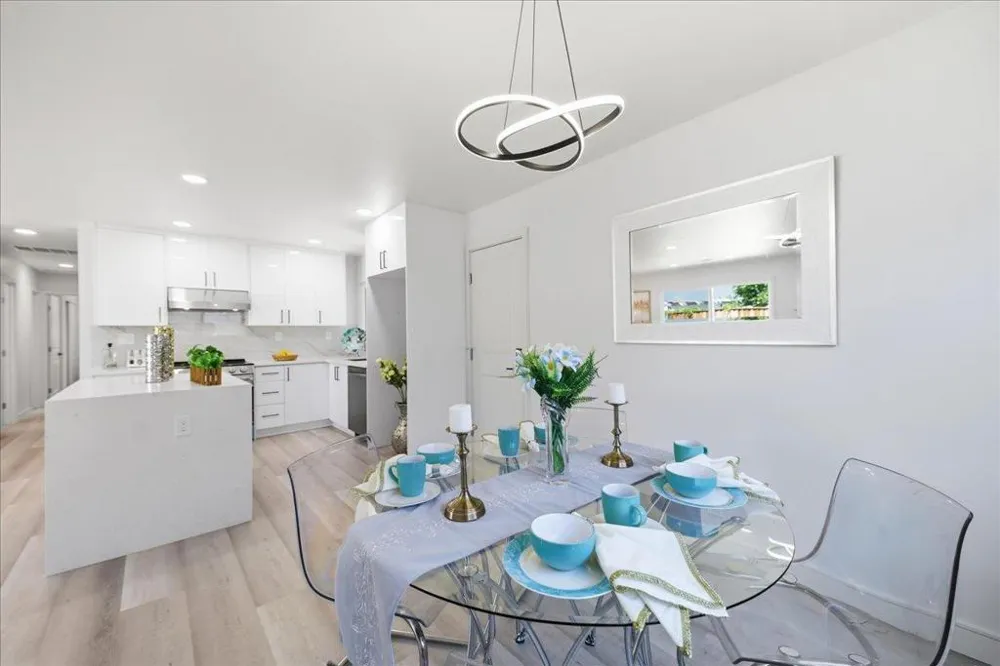 2123 Pruneridge Avenue Santa Clara, CA 95050