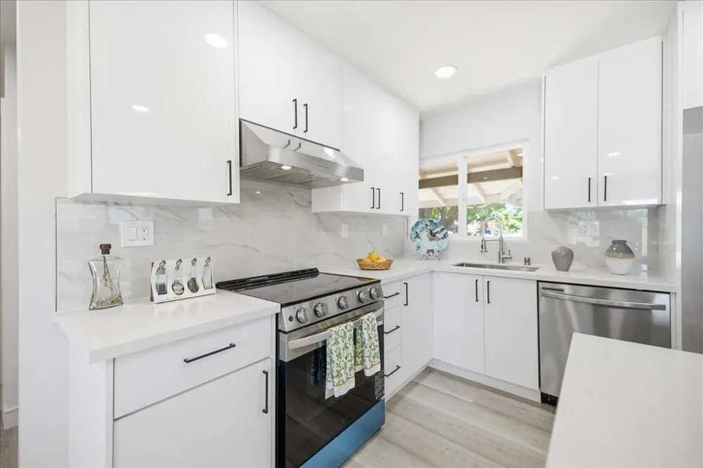 2123 Pruneridge Avenue Santa Clara, CA 95050