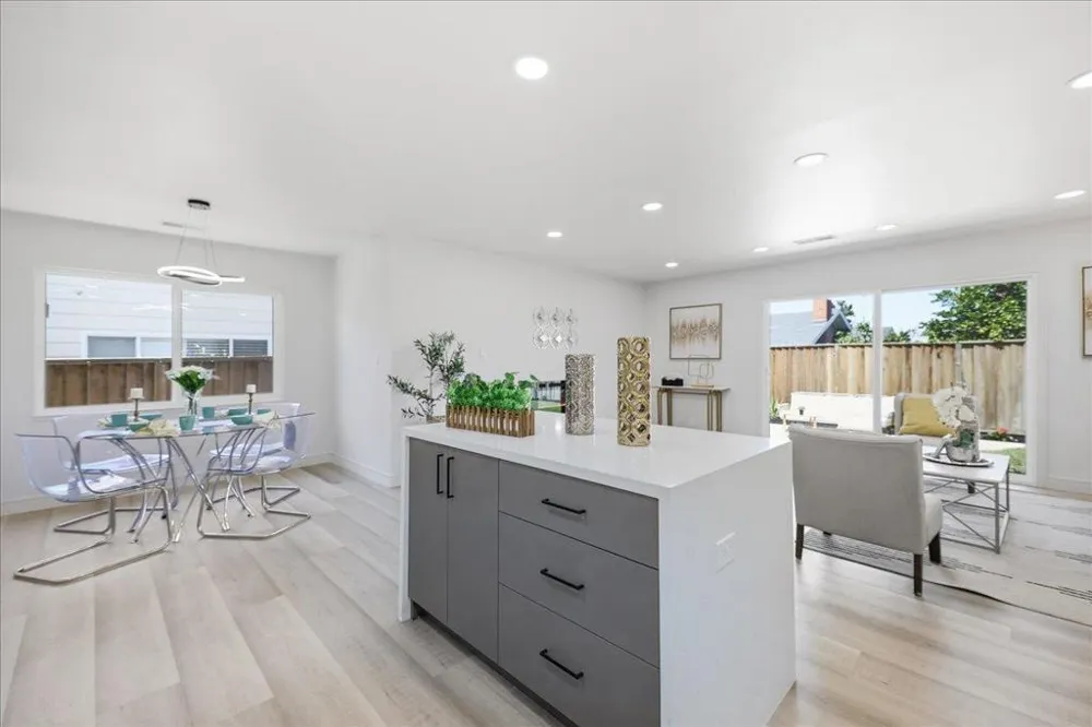 2123 Pruneridge Avenue Santa Clara, CA 95050