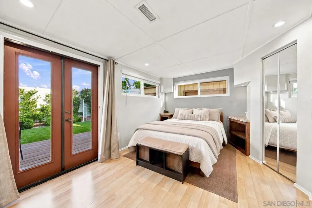 3015 Greyling Dr. San Diego, CA 92123