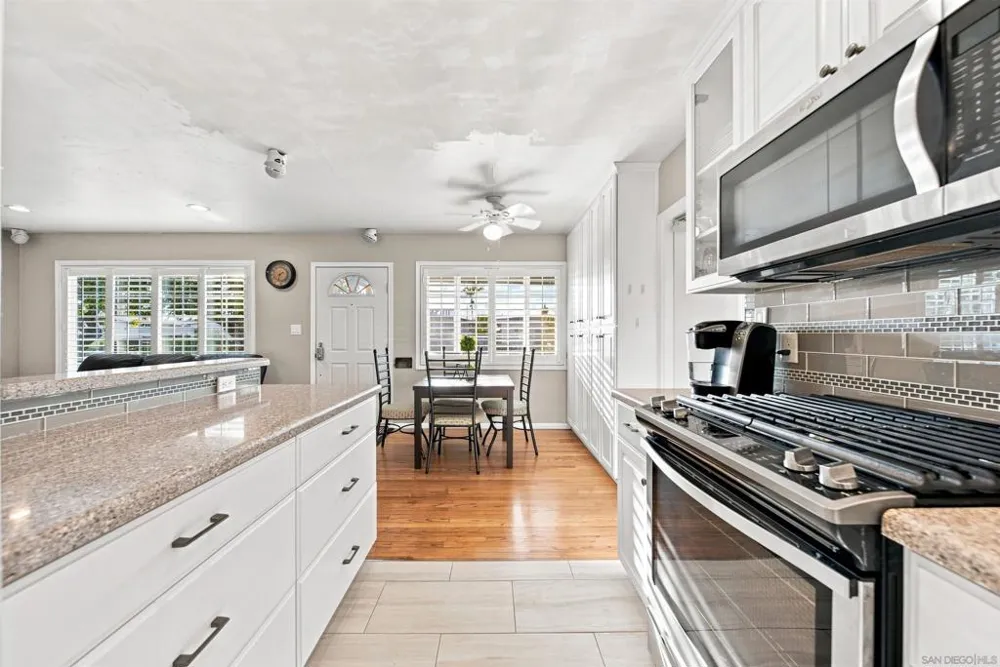 3015 Greyling Dr. San Diego, CA 92123