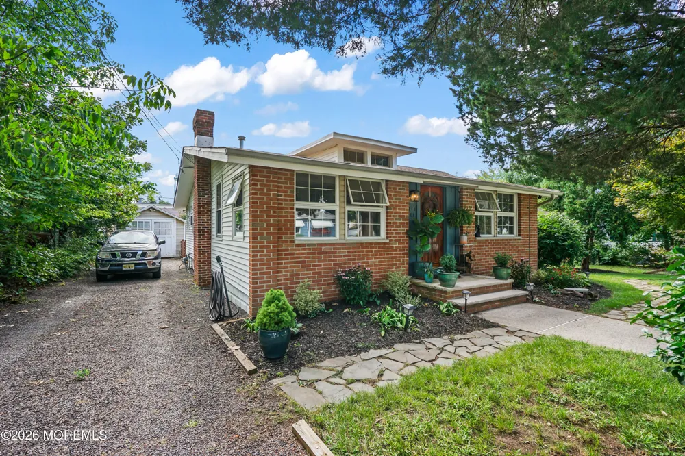 318 Capstan Avenue Beachwood, NJ 08722