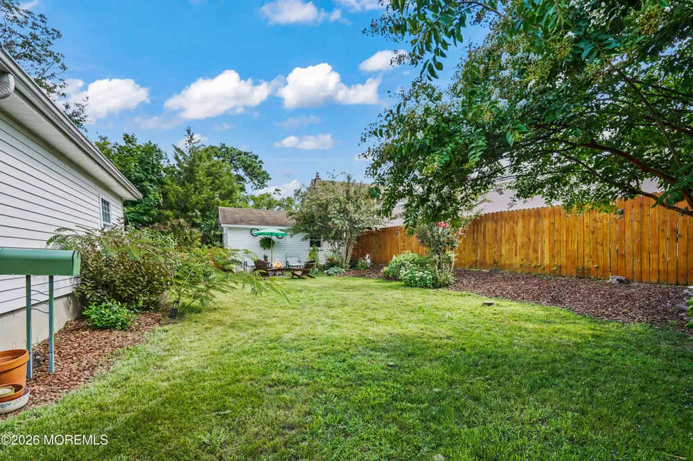 318 Capstan Avenue Beachwood, NJ 08722