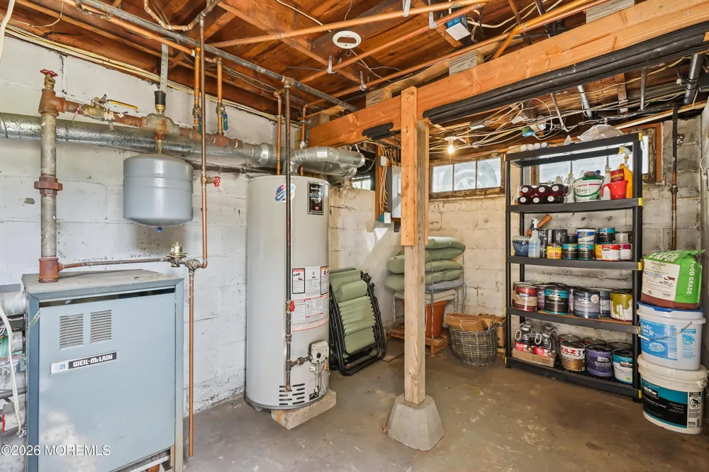 318 Capstan Avenue Beachwood, NJ 08722