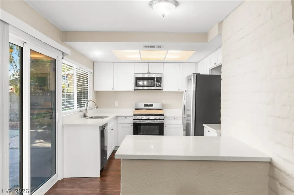 2503 Siesta Avenue Las Vegas, NV 89121